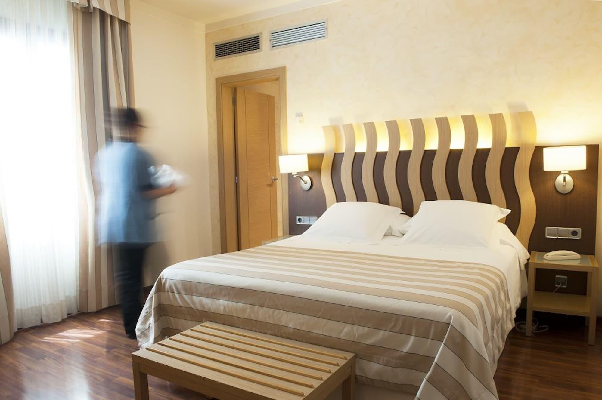 Hotel Duran Figueres  Exterior photo